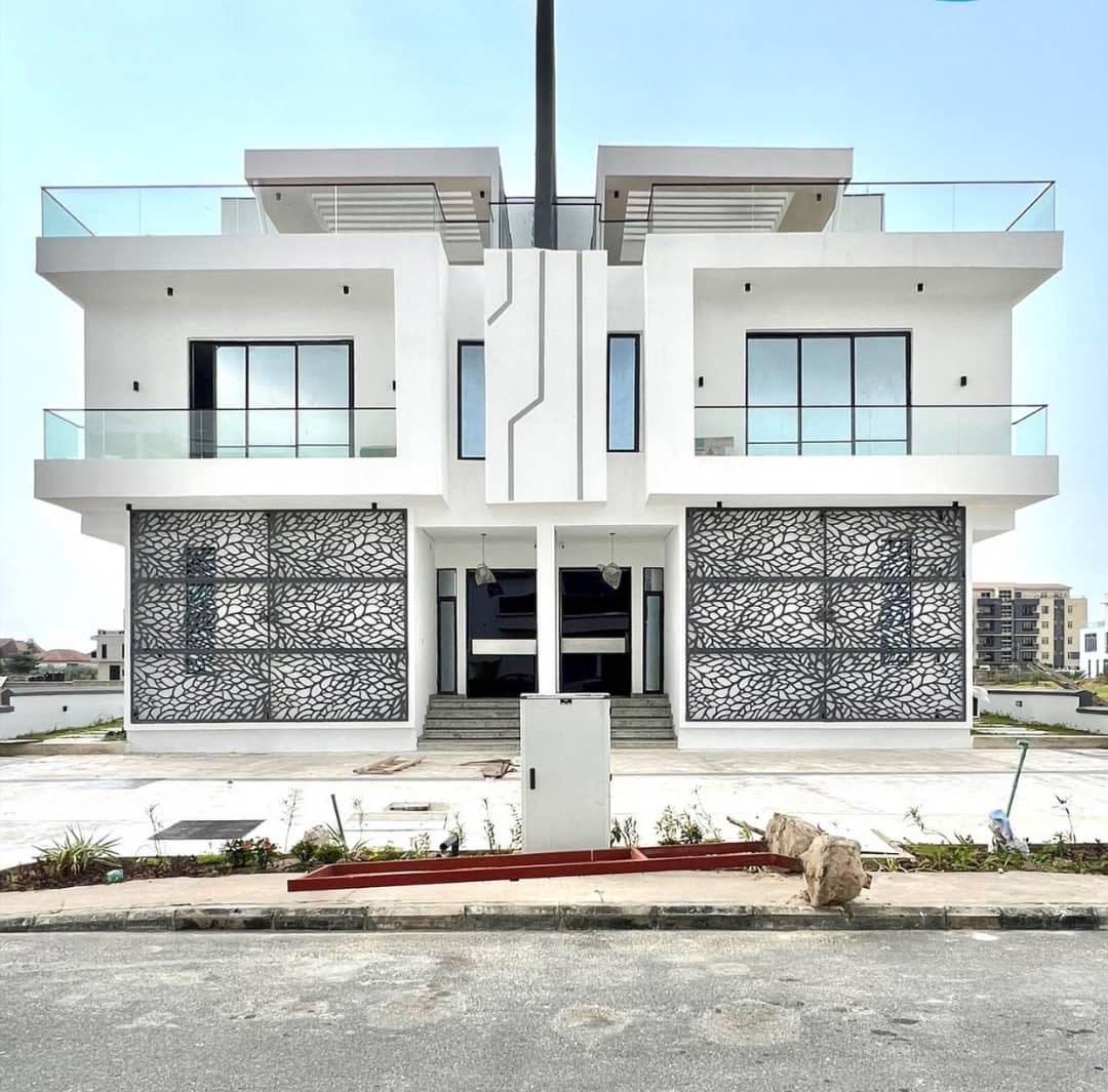 Brand New 5 Bedroom Semi-Detached Duplex with BQ, Pool & Cinema for Sale in Cowrie Creek Estate Lekki - Property in Cowrie Creek Estate Lekki Lagos